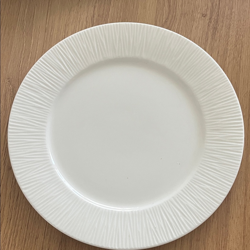 One Tabletops Unlimited Studio TU Emilia 10 5/8" Dinner Plates Bone China